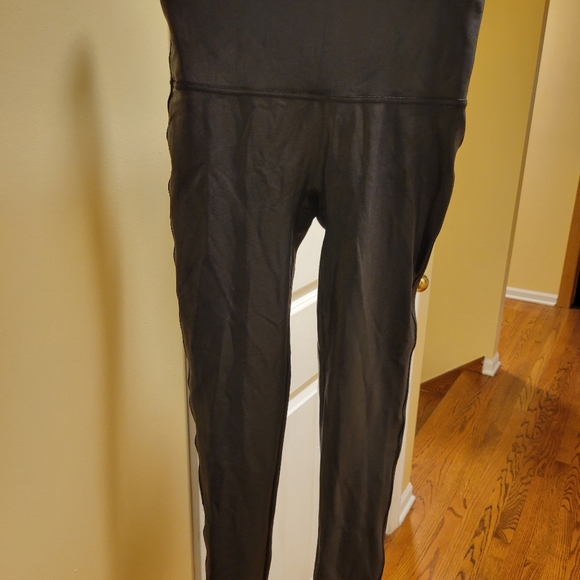 Spanx Leather Leggings Size L - Picture 2 of 9